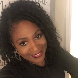 Meet your Posher, Vicky